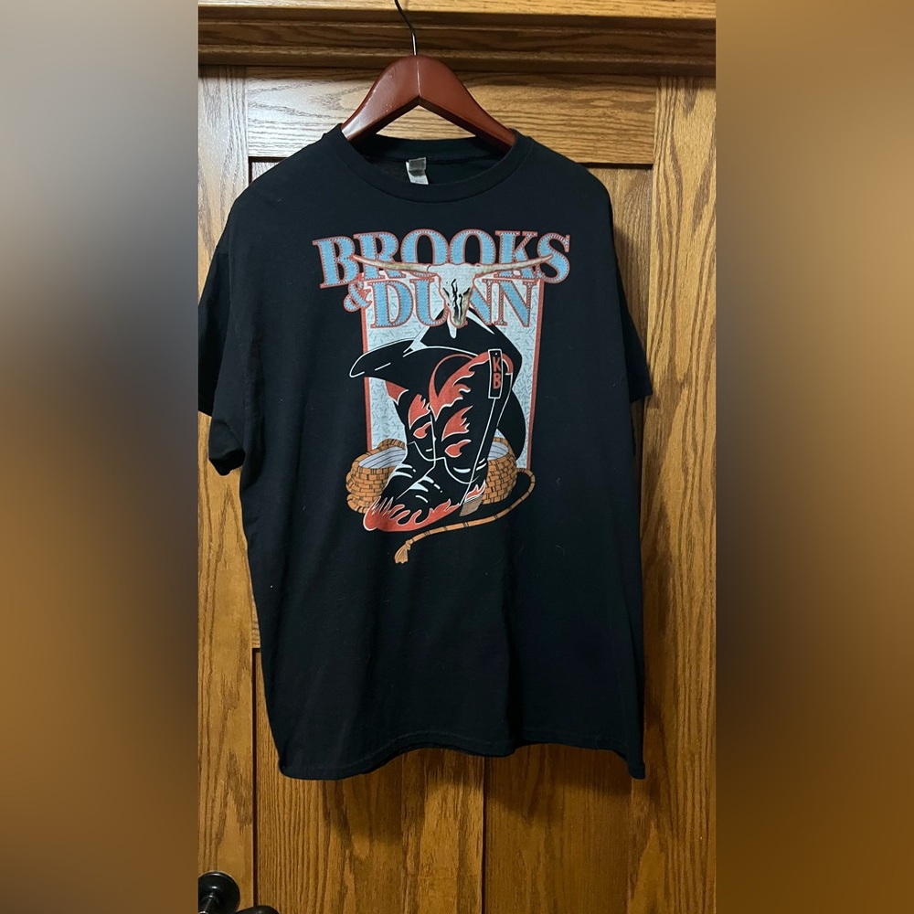 Gildan Black Brooks & Dunn Graphic Tee